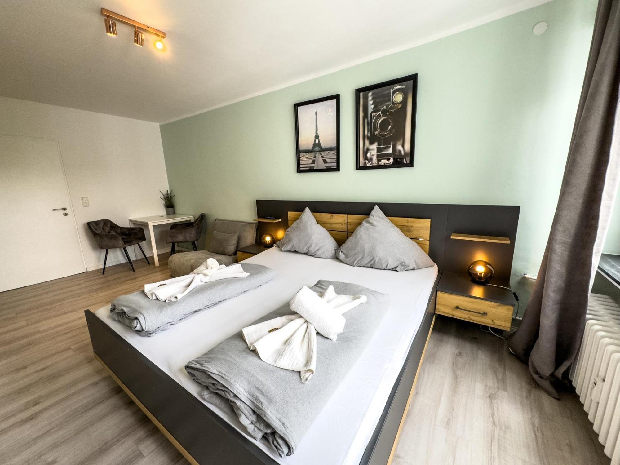 Apartment Fuer 3 Gaeste Mit Kostenlosen Parkplaetzen Und Lift Hannover Buitenkant foto